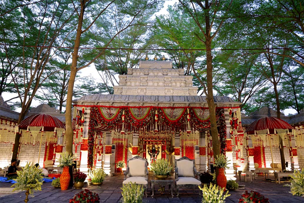 Weddings at Sunray Village Resort